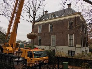 fruitboom planten met telekran